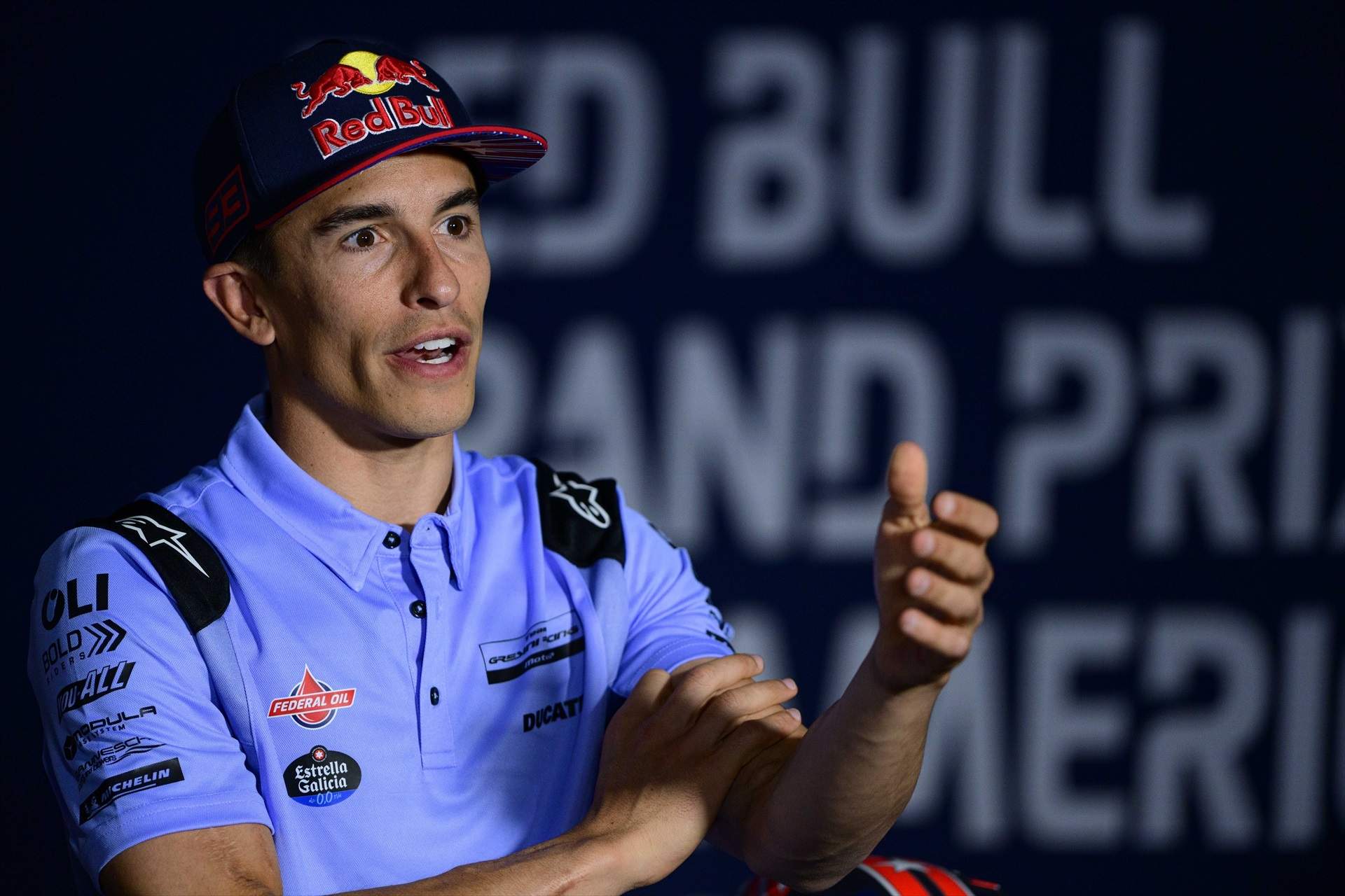 Gresini pega un tirón de orejas a Marc Márquez