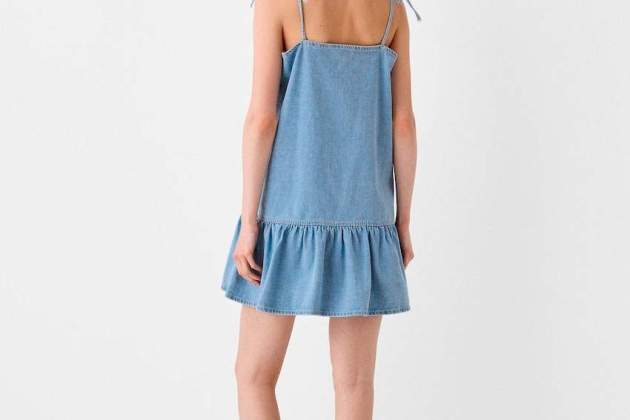 Vestido denim volantes1