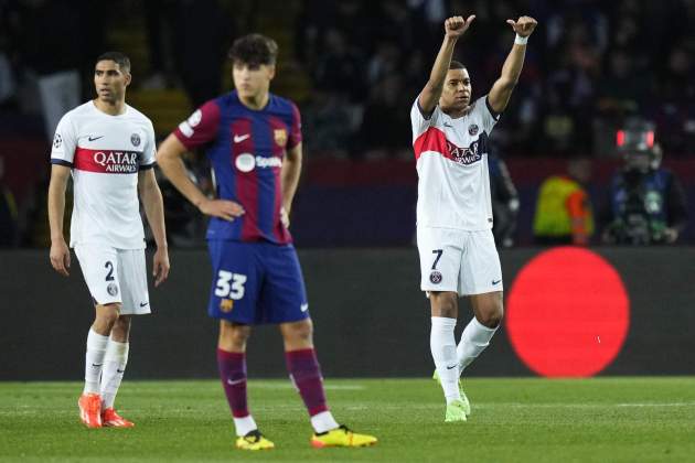 Kylian Mbappé celebración gol Barça PSG / Foto: EFE