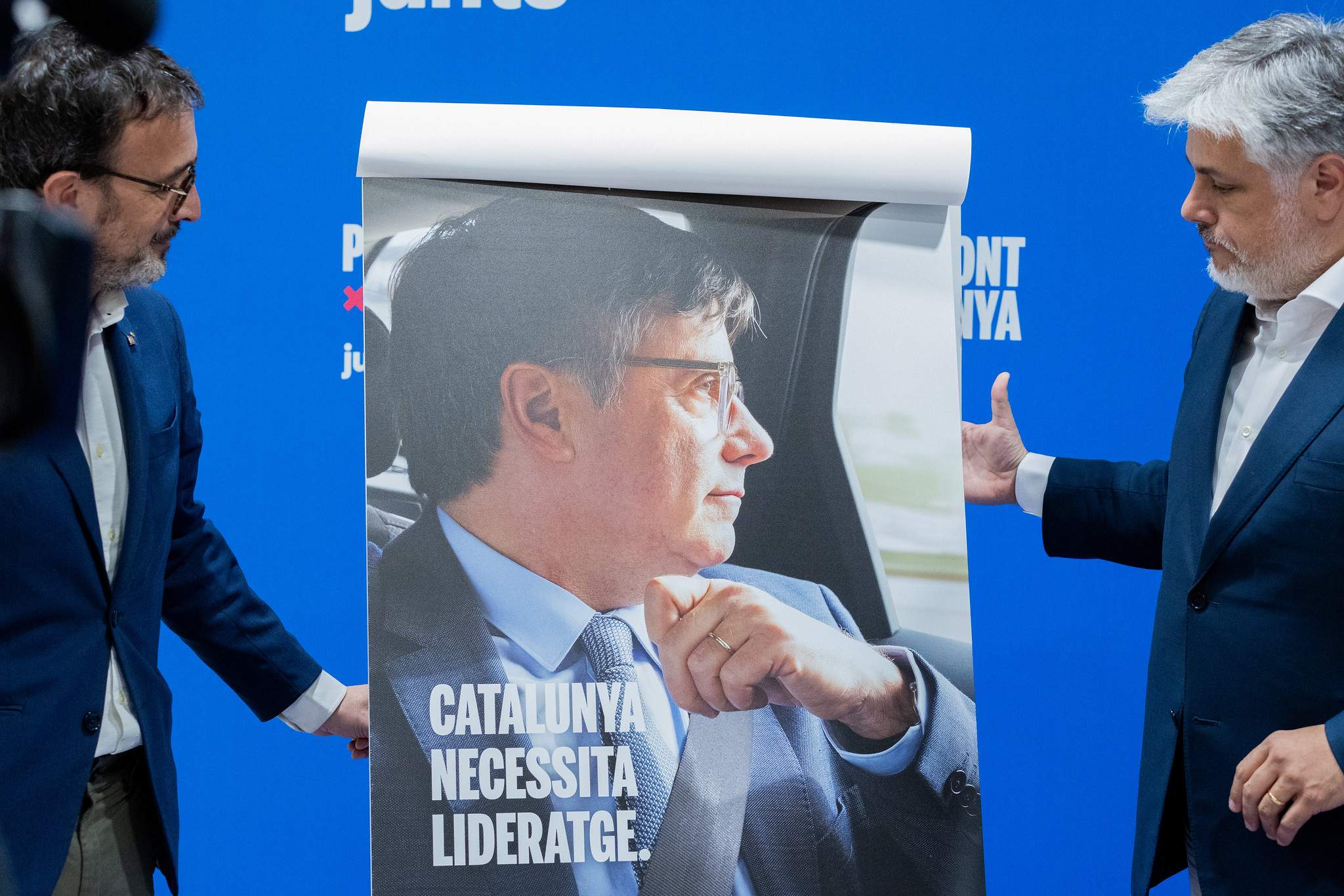 Puigdemont's campaign slogan for May 12th: "Catalonia needs leadership"