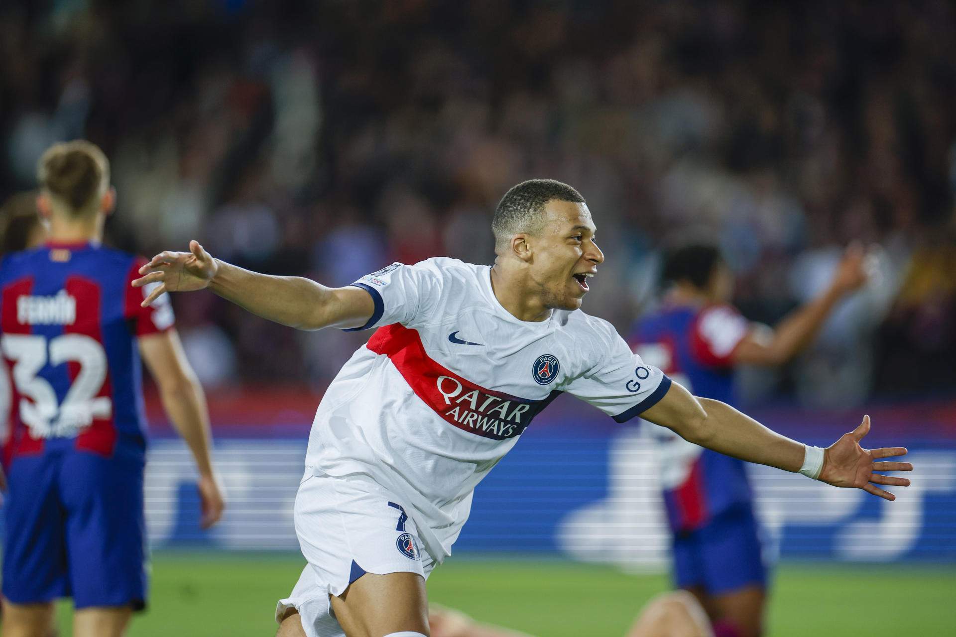 Mbappé gol Barça-PSG / Foto: EFE