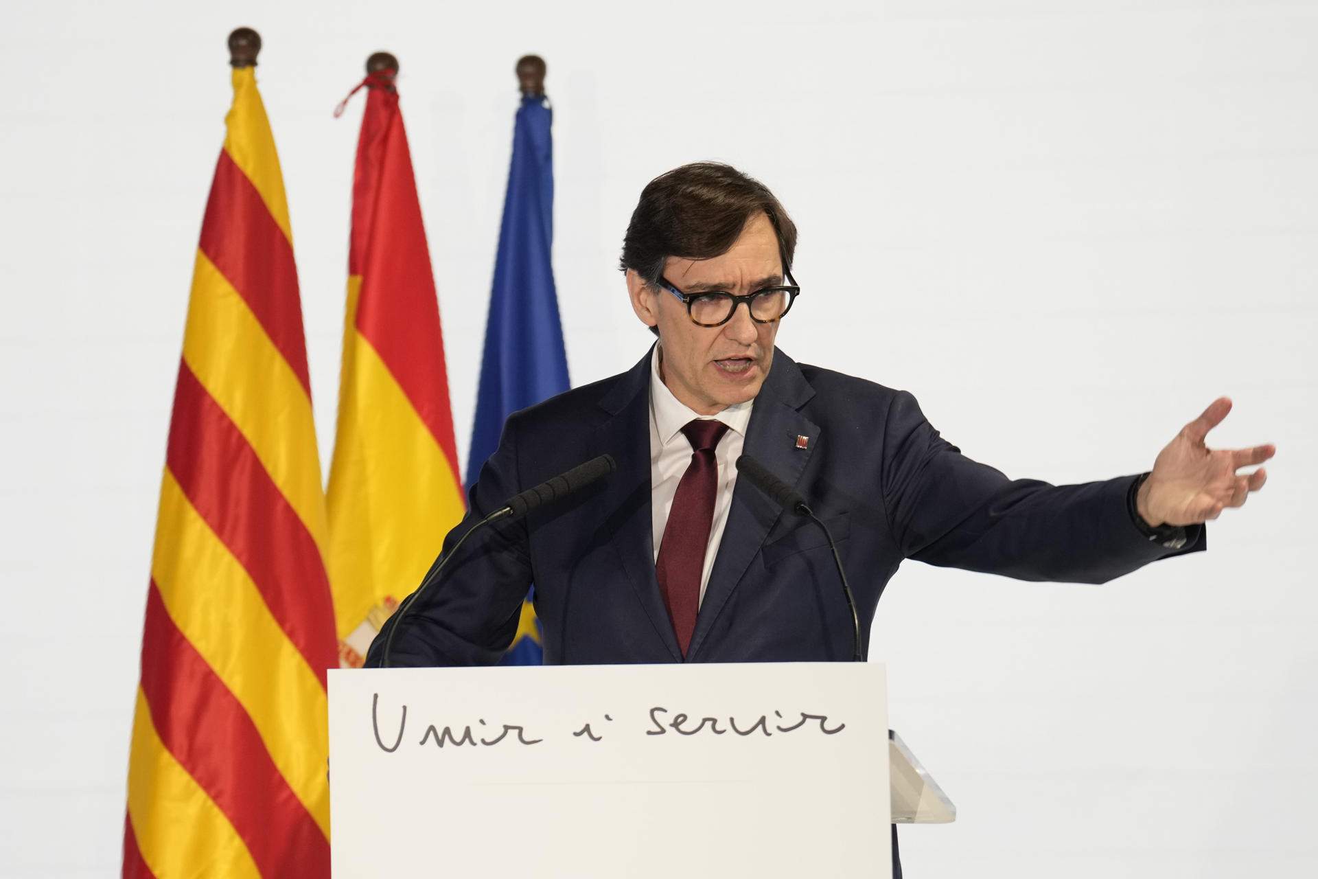 Salvador Illa, sobre 'hacer un Collboni': "¿Unos tienen derecho a todo y otros van al infierno?"