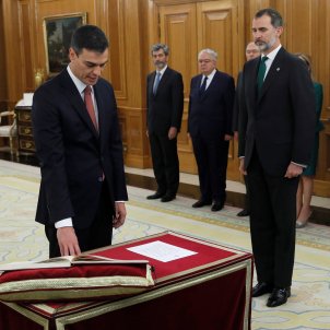 Pedro Sánchez promet carrec Rei EFE Pedro Sánchez promet carrec Rei EFE