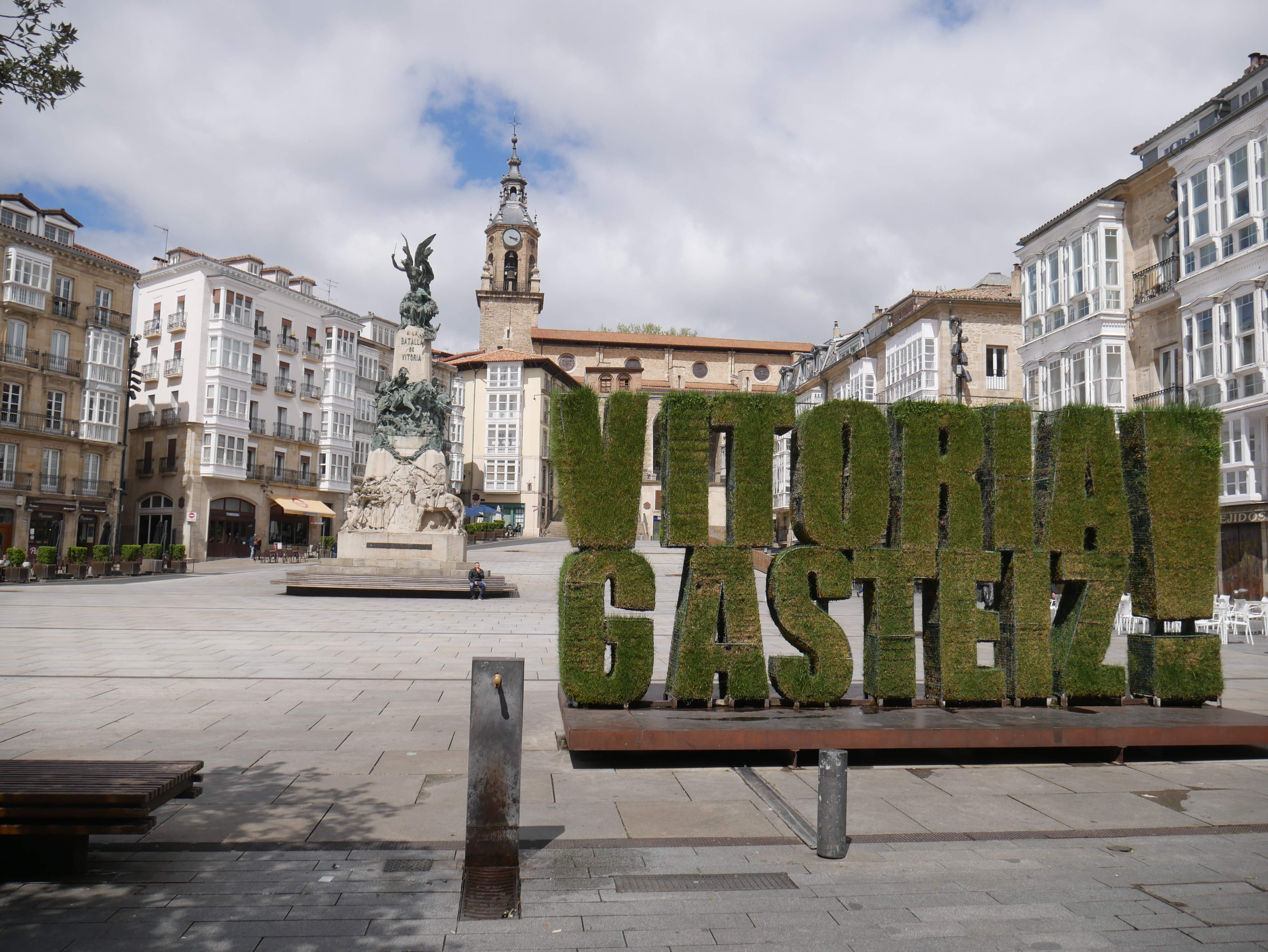 De Durango a Vitoria: donde el PP entrega el poder al soberanismo vasco con el PSE