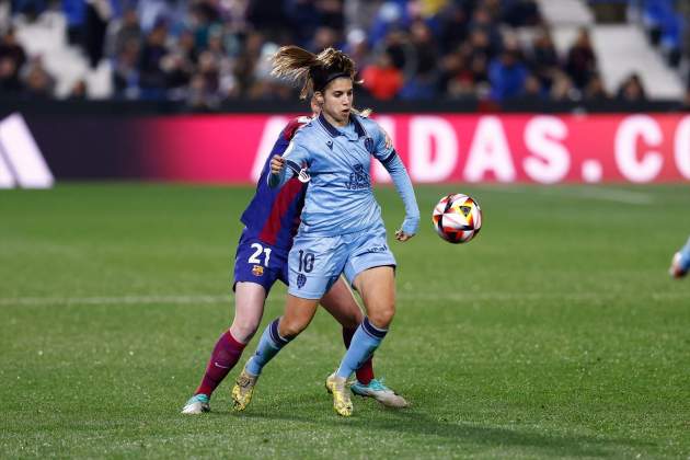 Alba Redondo durante un partido con el Levante / Foto: Europa Press
