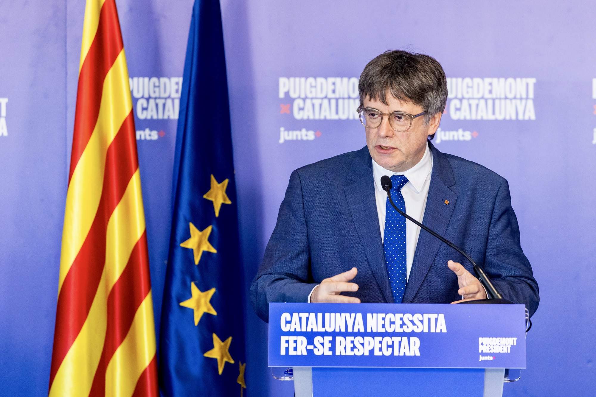 Puigdemont amenaça de no votar els pressupostos de l'Estat i s'erigeix com a única alternativa a Illa