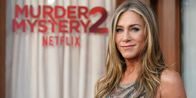 Jennifer Aniston con su corte de pelo habitual Jennifer Aniston con su corte de pelo habitual