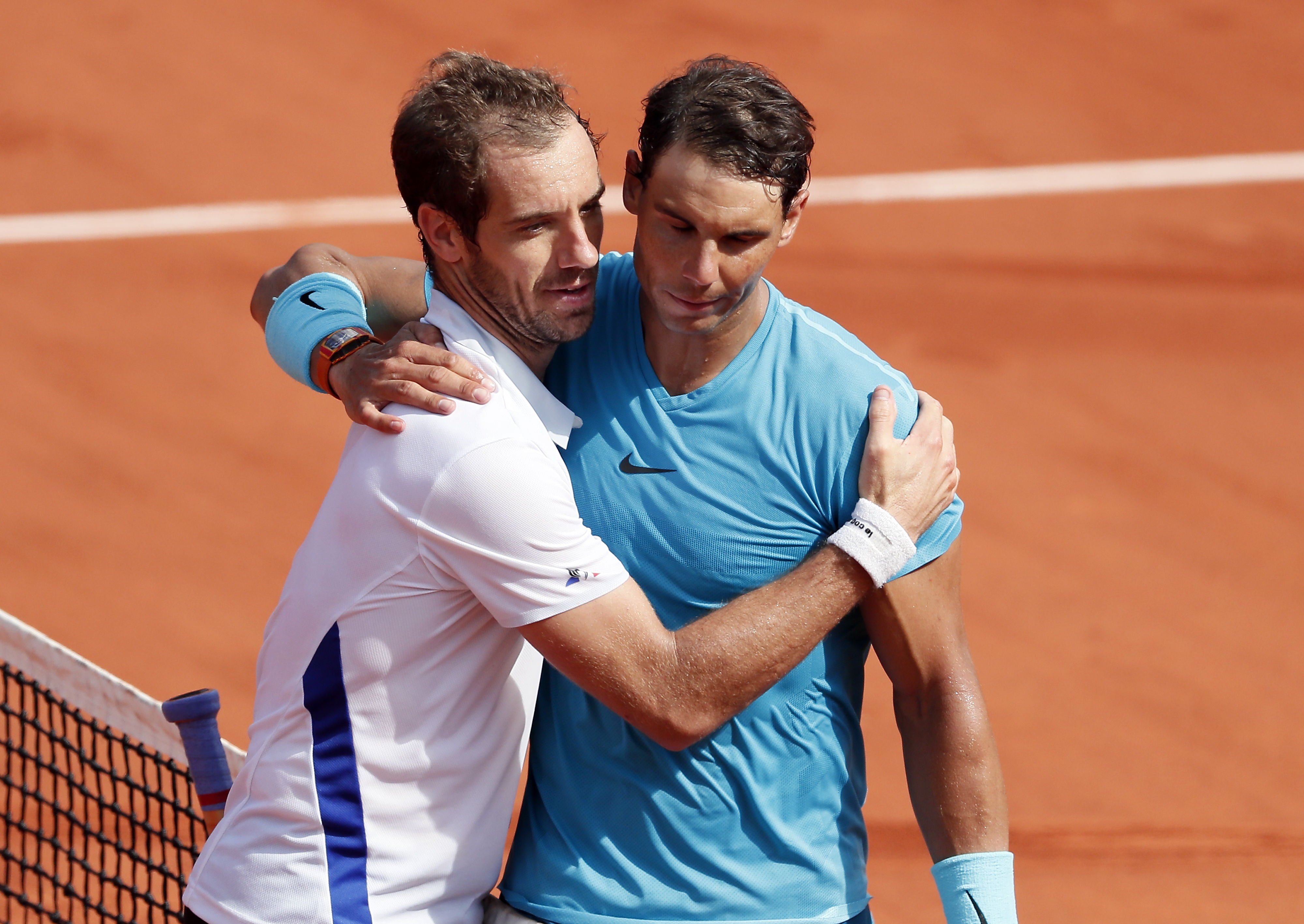 Nadal utiliza a Gasquet para llenar el depósito en París