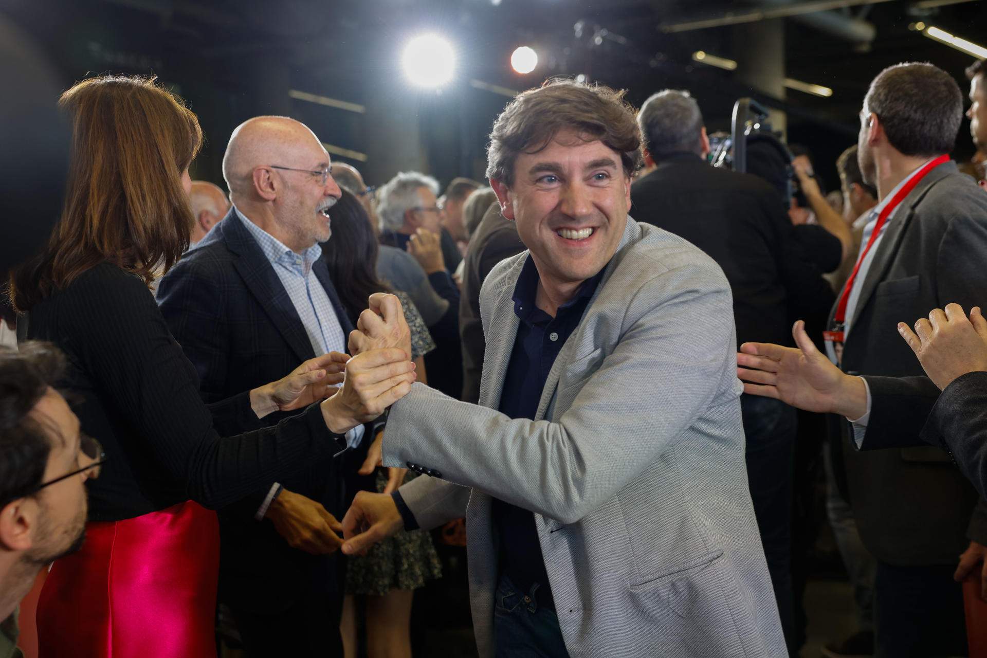 El PSE gana dos diputados y mantiene la llave de la gobernabilidad en el País Vasco