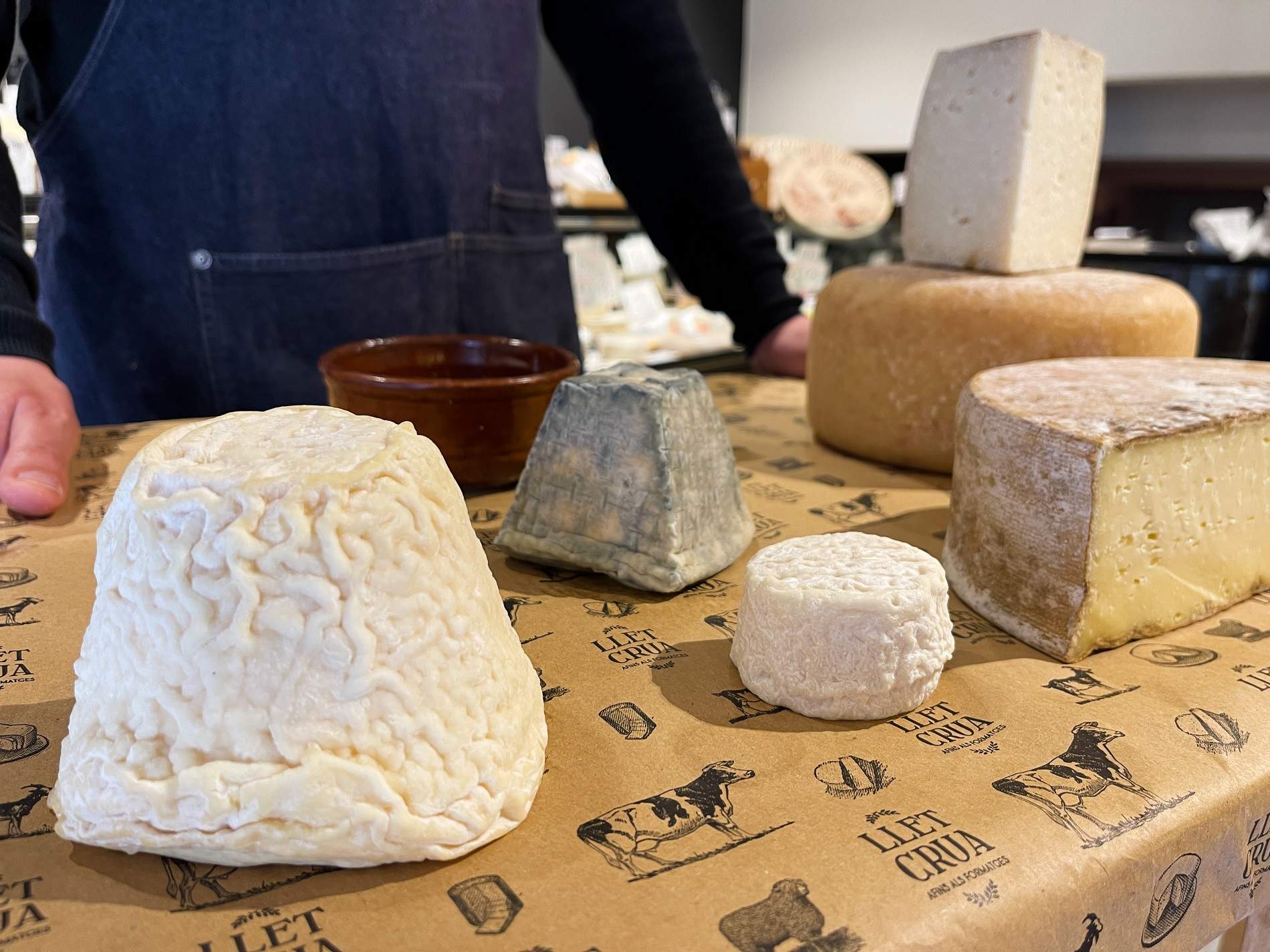 Com vam començar a menjar formatge fa 7.500 anys? El misteri revelat!