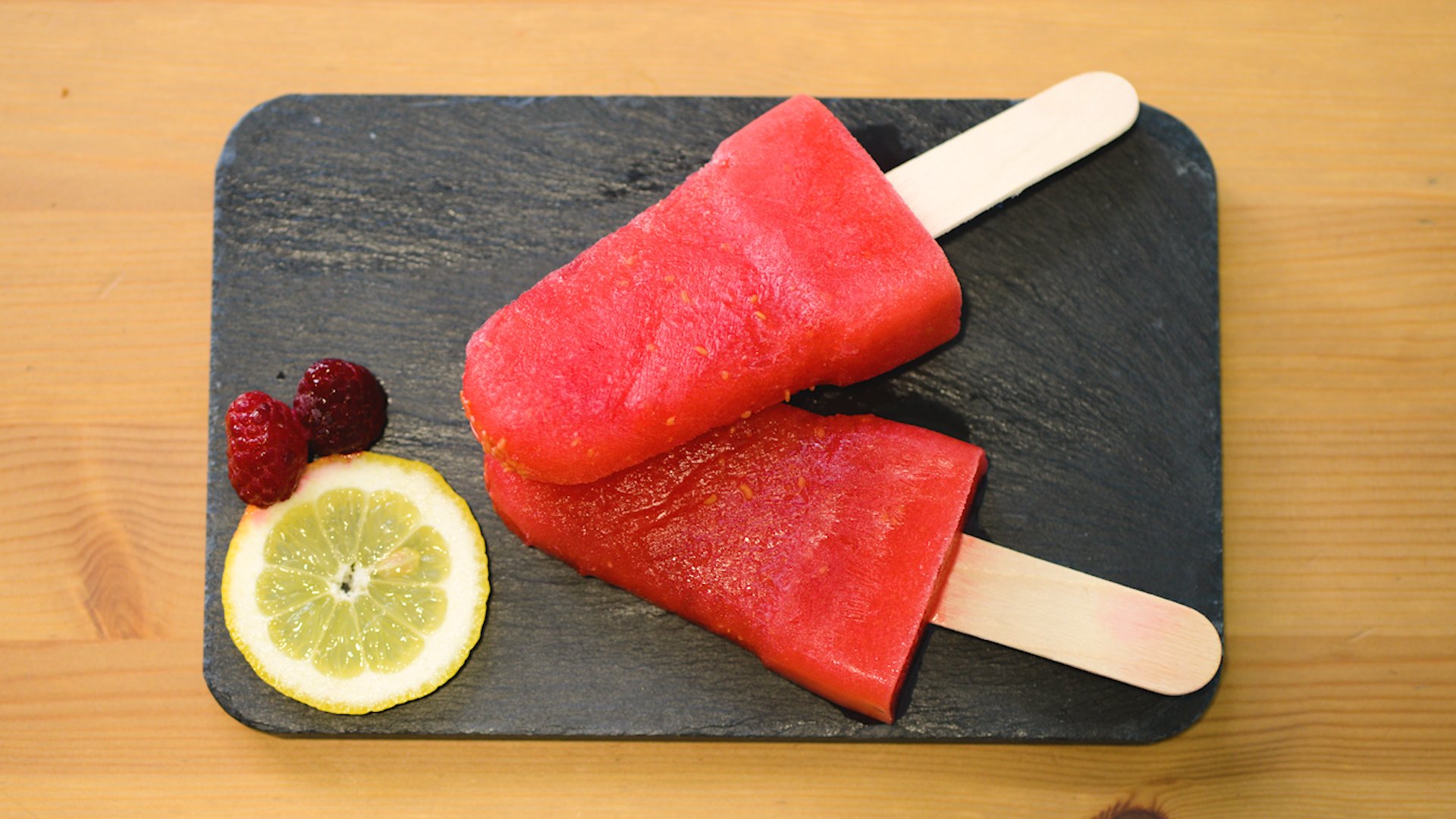 Summer-beating real raspberry ice pops