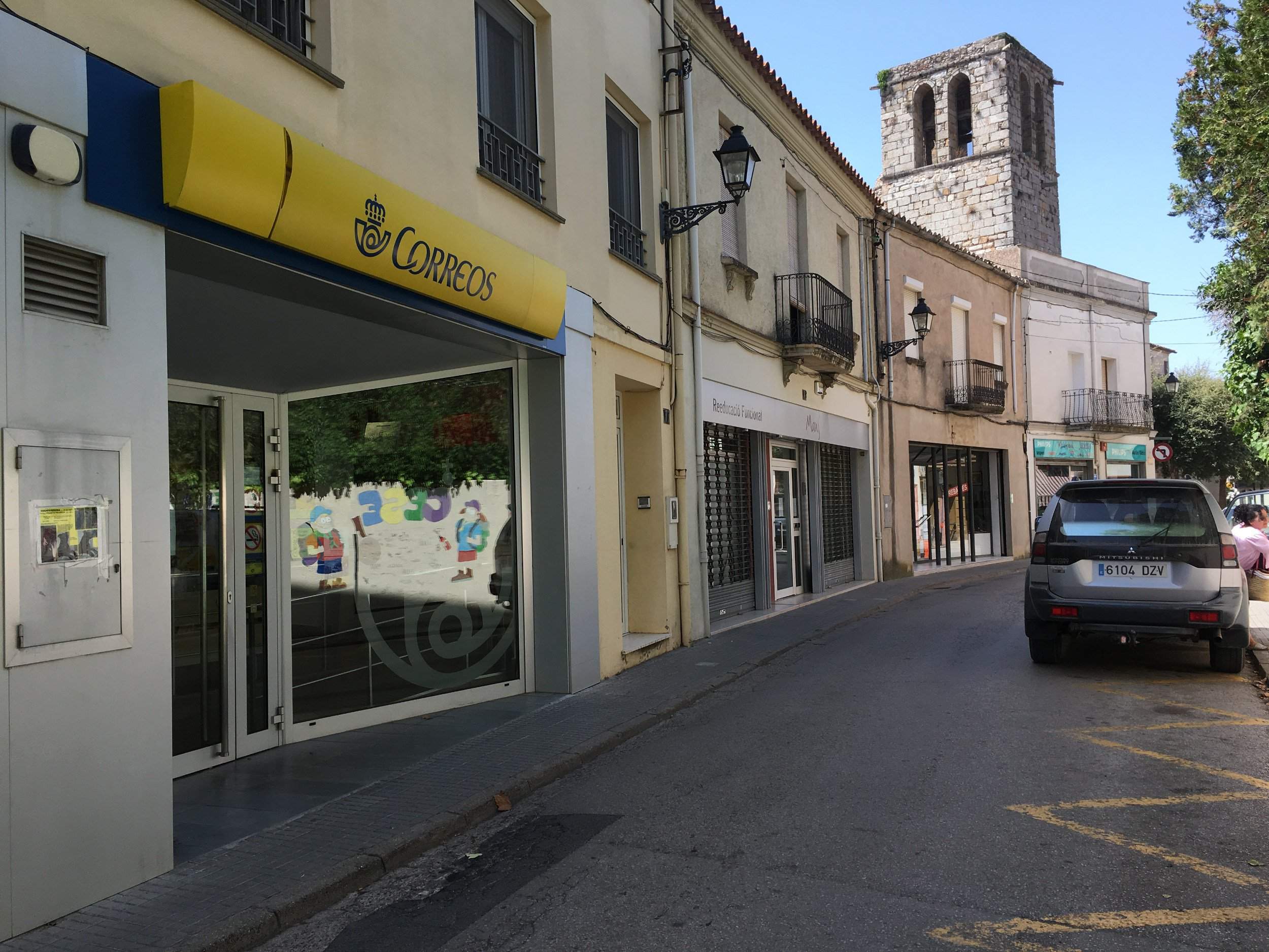 Atraquen a punta de pistola l'oficina de Correos de Caldes de Malavella