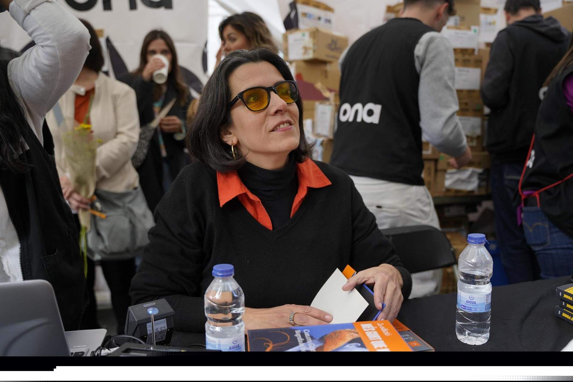 Carlota Gurt a la diada de Sant Jordi Carlota Gurt a la diada de Sant Jordi