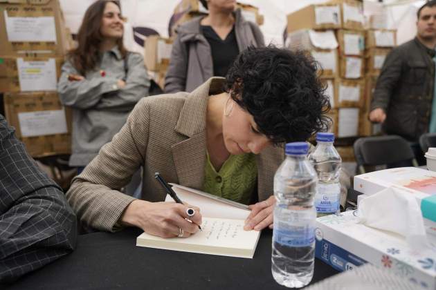 Clara Queraltó, premi anagrama 2024, Sant Jordi 2024. Irene Vilà Clara Queraltó, premi anagrama 2024, Sant Jordi 2024. Irene Vilà