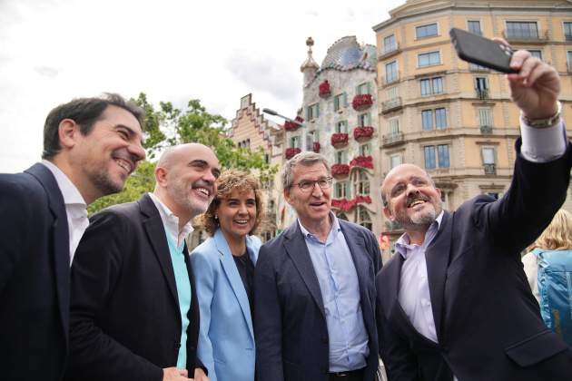 Alberto Nuñez Feijoo, Dolors Montserrat, Alejandro Fernadez diada Sant Jordi 2024. ACN Alberto Nuñez Feijoo, Dolors Montserrat, Alejandro Fernadez diada Sant Jordi 2024. ACN