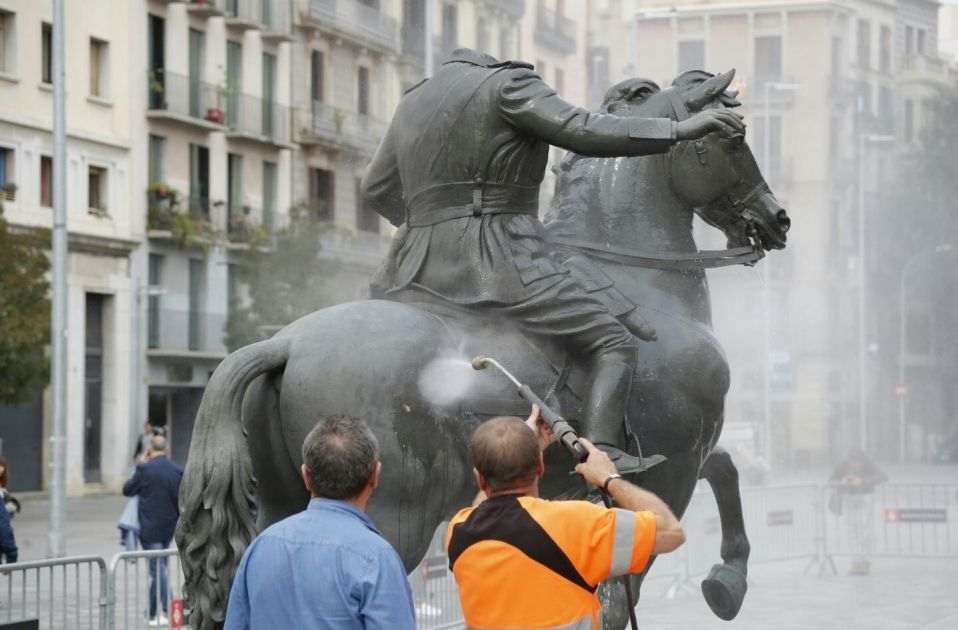 estatua ou sergi alcazar