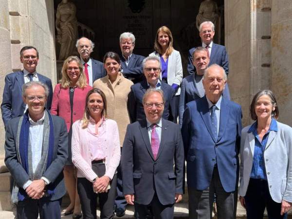 TaulapoliticaEconomica TaulapoliticaEconomica