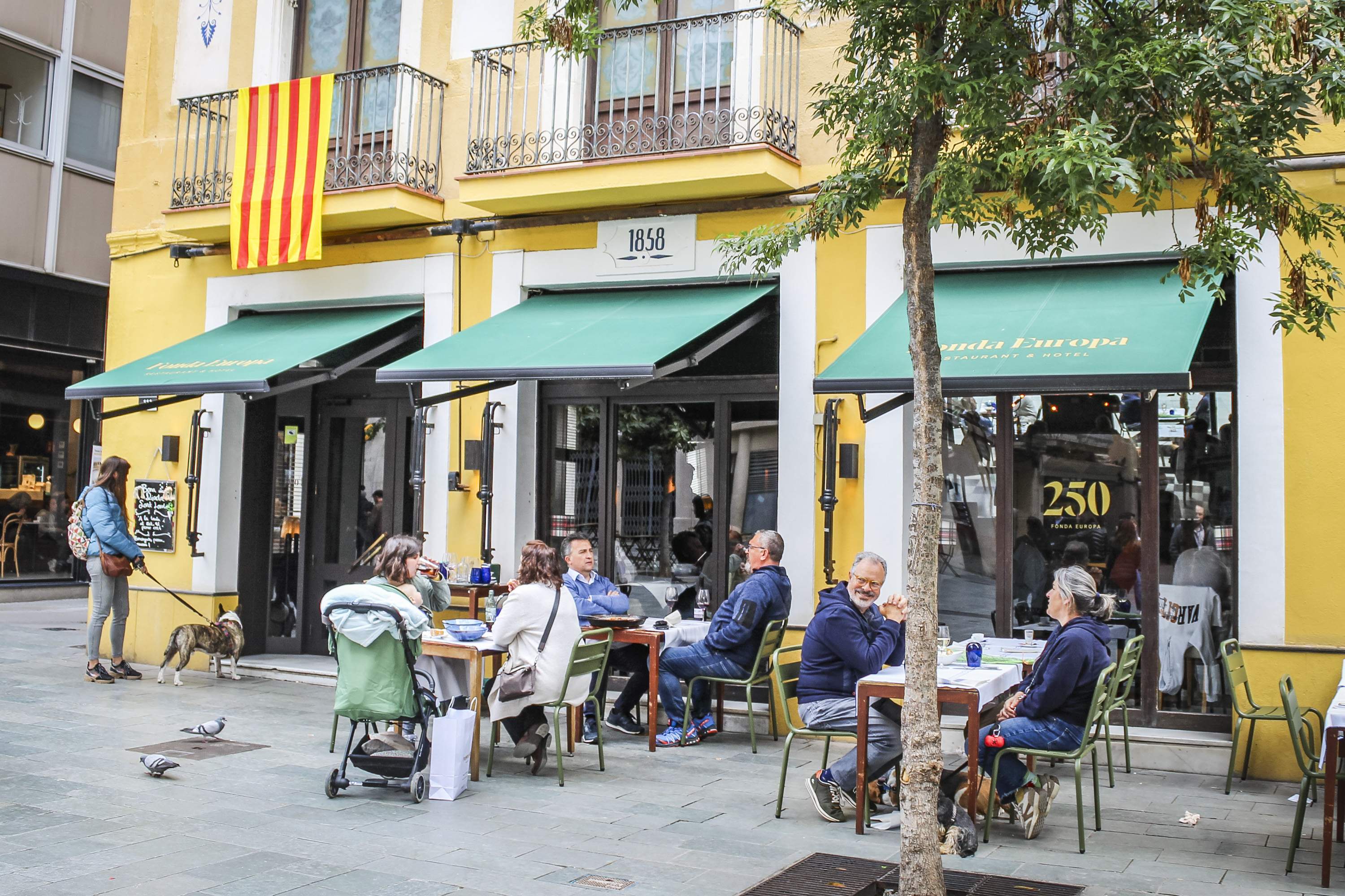 La fonda convertida en patrimoni del país celebra 250 anys atipant la clientela