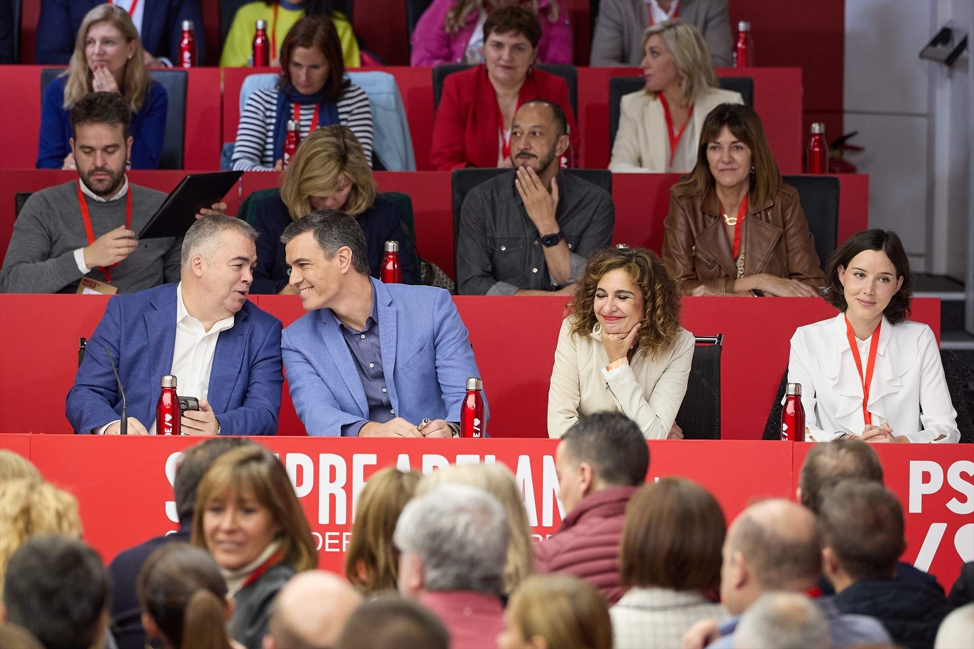 El PSOE es bolca amb Pedro Sánchez després de la seva carta: "Estem amb tu més que mai"