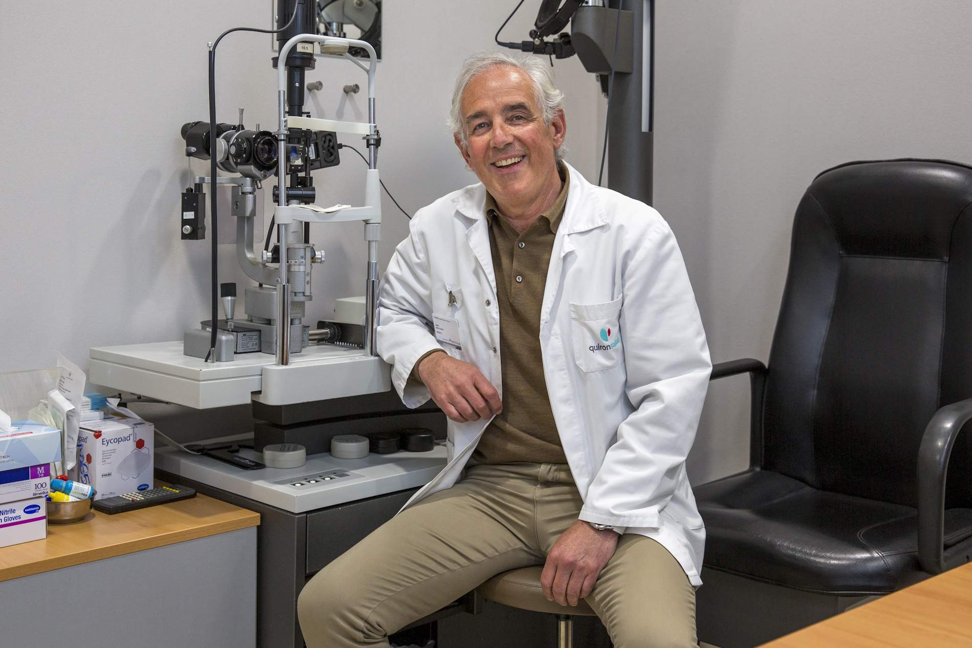 Dr. Carlos Vergés Oftalmología Dexeus (2) / Quironsalud Dr. Carlos Vergés Oftalmología Dexeus (2) / Quironsalud