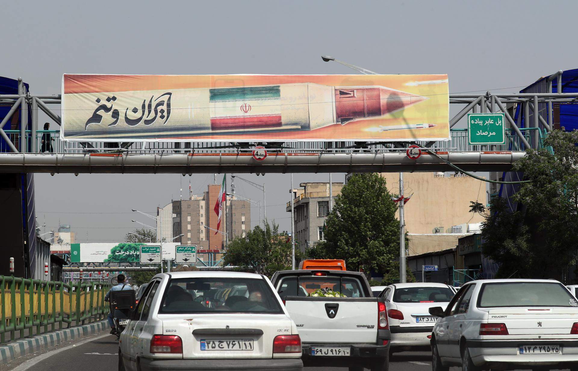 Irán condena a muerte a un rapero por apoyar las protestas de Mahsa Amini