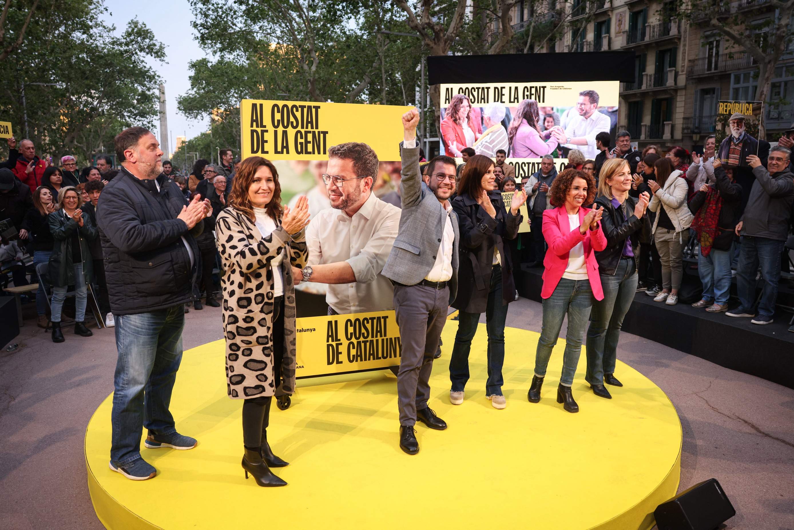 Perseguir la independència mentre sona l'himne d'Espanya