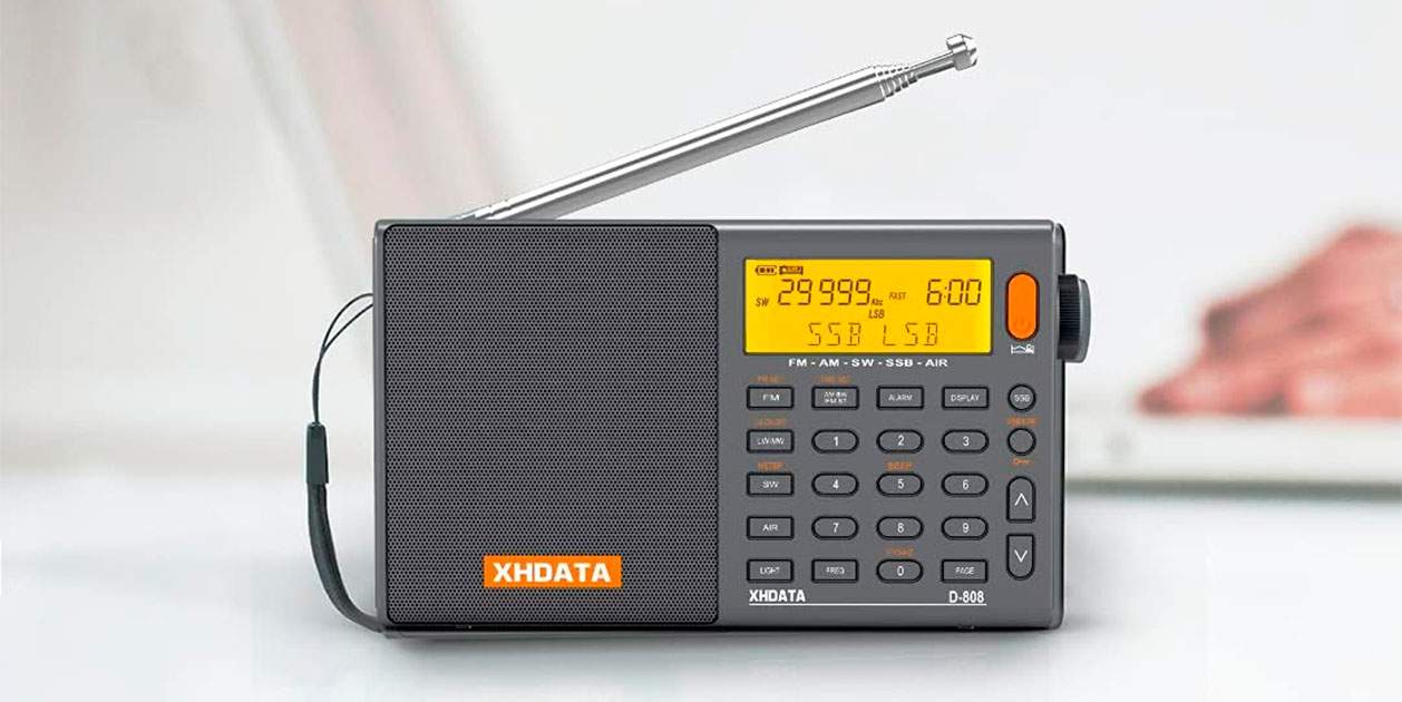Radio Digital Portátil XHDATA D 808 / Amazon