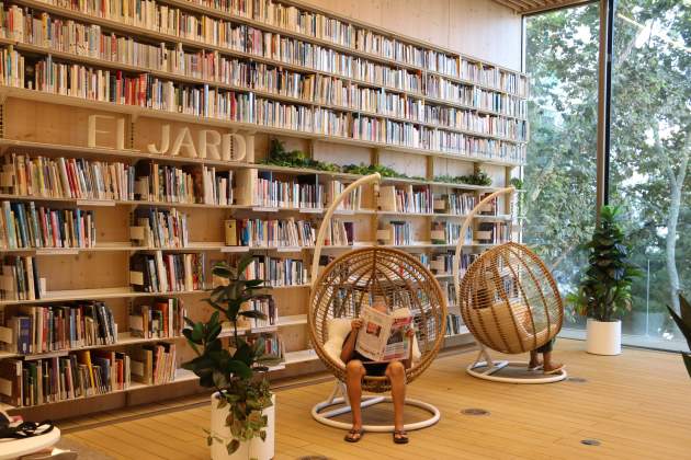 interior biblioteca gabriel garcia marquez foto acn