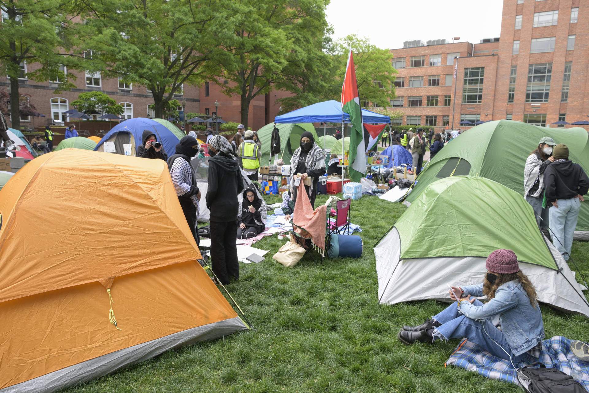 Estudiantes universitarios de toda Europa acampan para protestar contra la guerra en Gaza