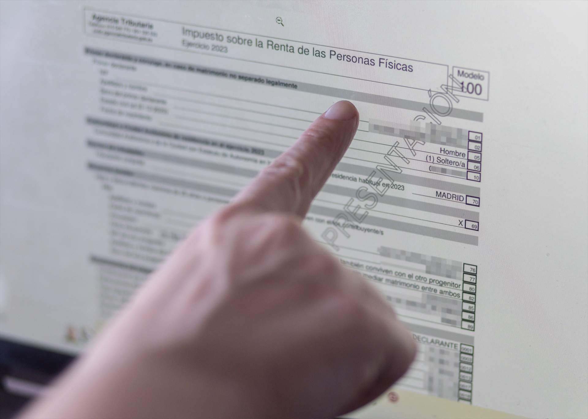 Los gestores avisan que los que ganan 22.000€ y no hacen la Declaración de la Renta regalan dinero a Hacienda