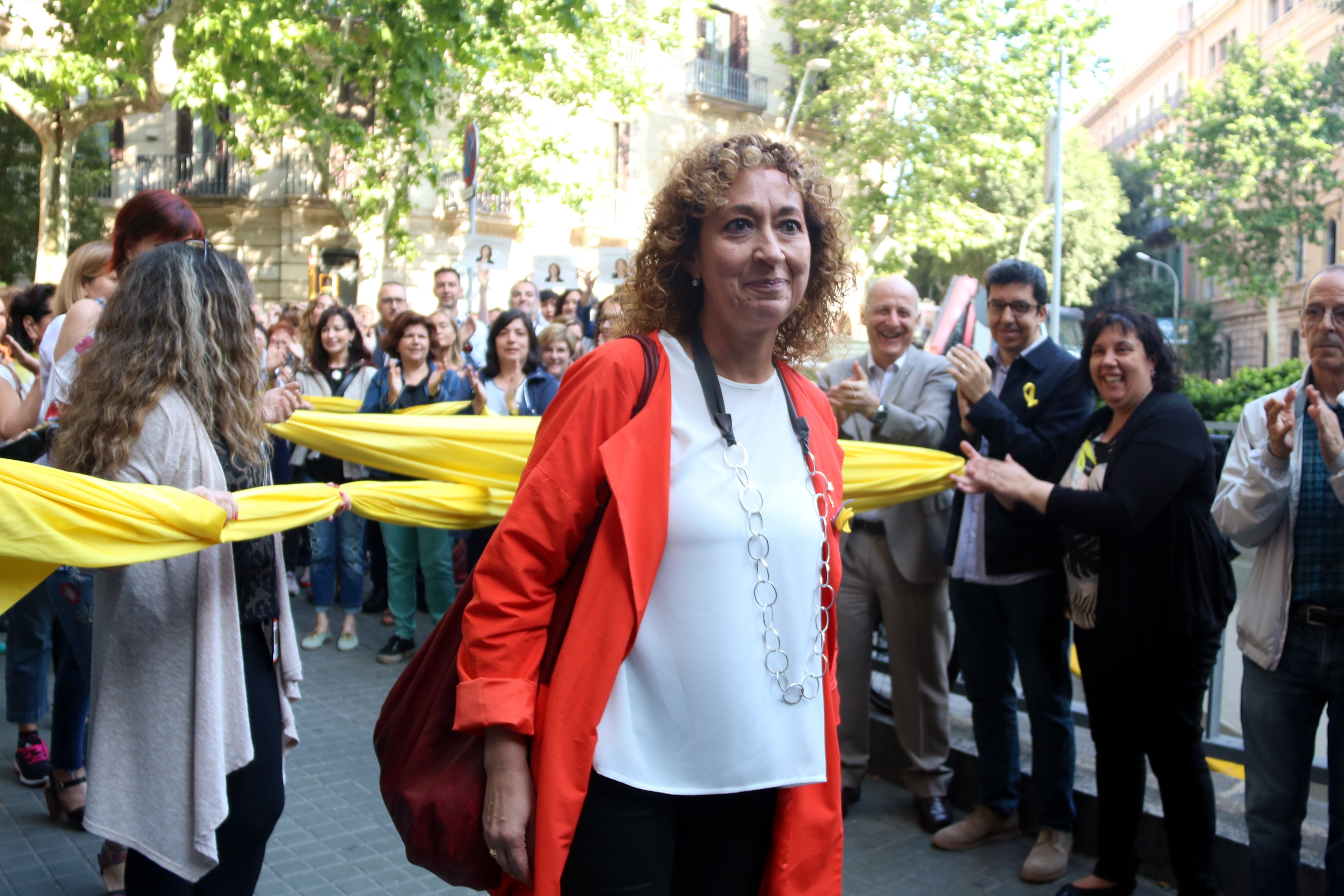 Capella agradece a los trabajadores de Justicia "mantener la llama" durante el 155