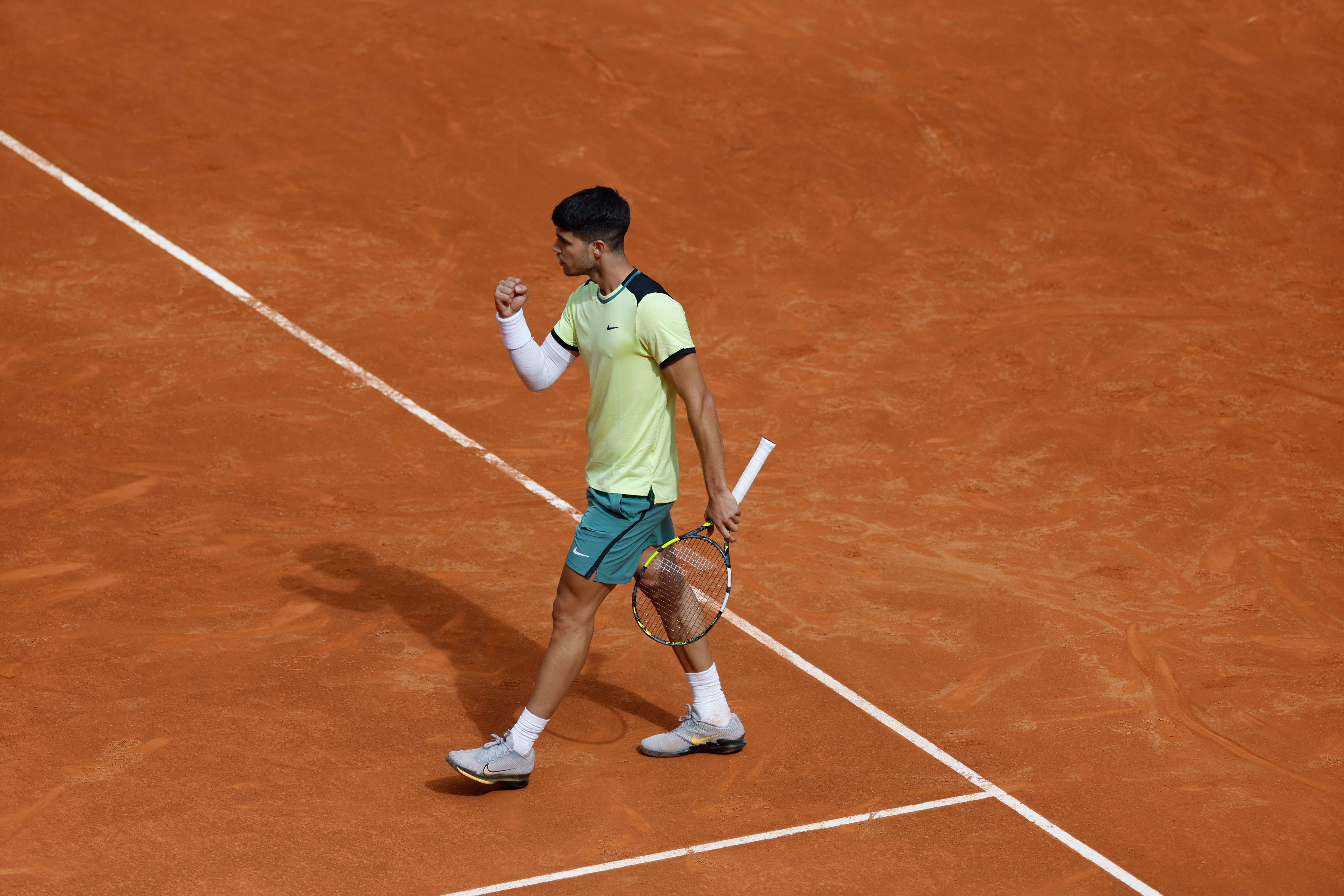 Carlos Alcaraz vence con solvencia a Seyboth (3-6, 3-6) y ya está en los octavos del Mutua Madrid Open