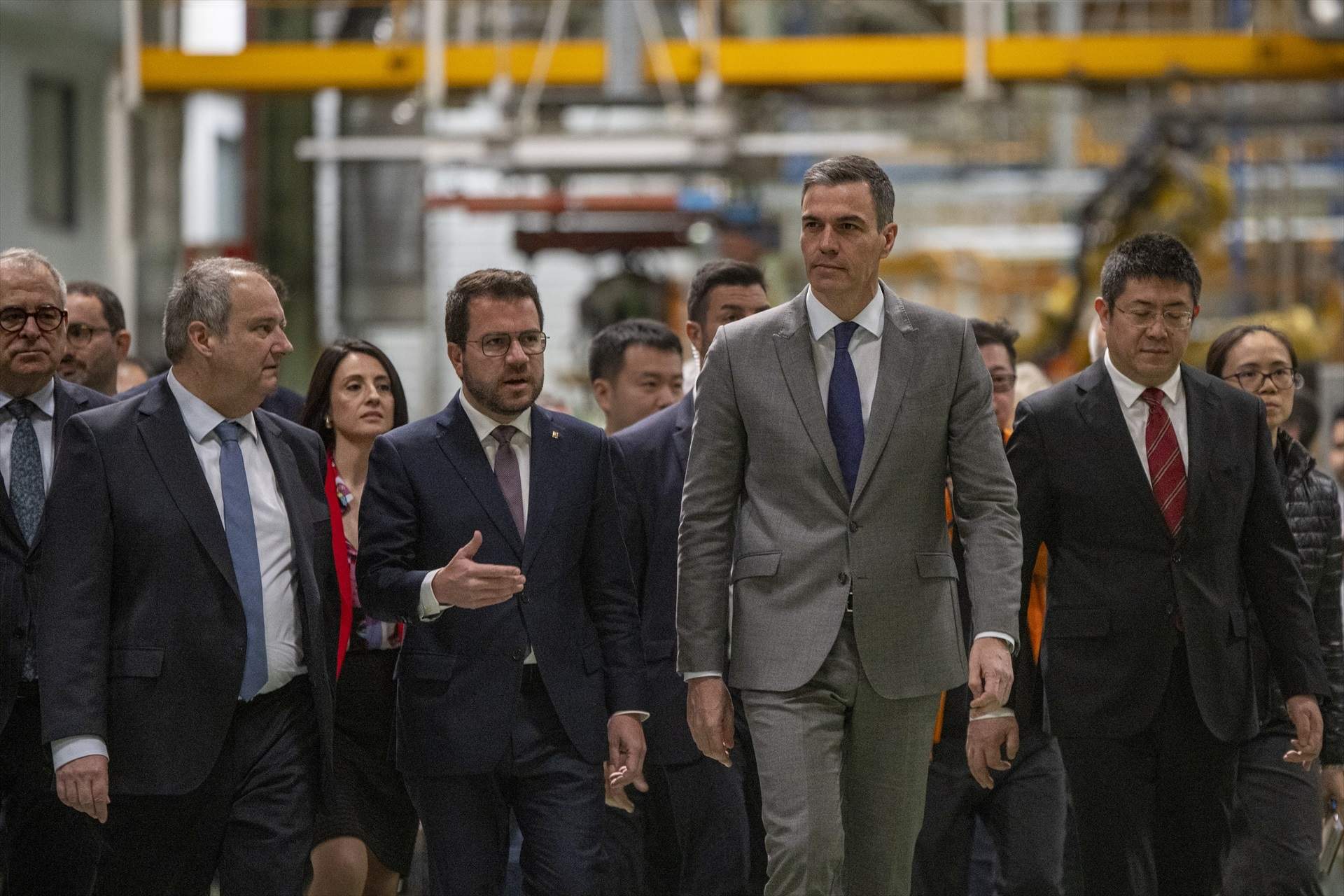 Sánchez i Aragonès es reuniran avui a la Generalitat en plenes negociacions amb ERC per investir Illa
