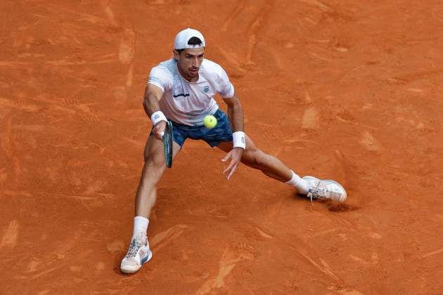 Pablo Cachín realiza un cortado durante el Masters 1000 de Madrid / Foto: EFE