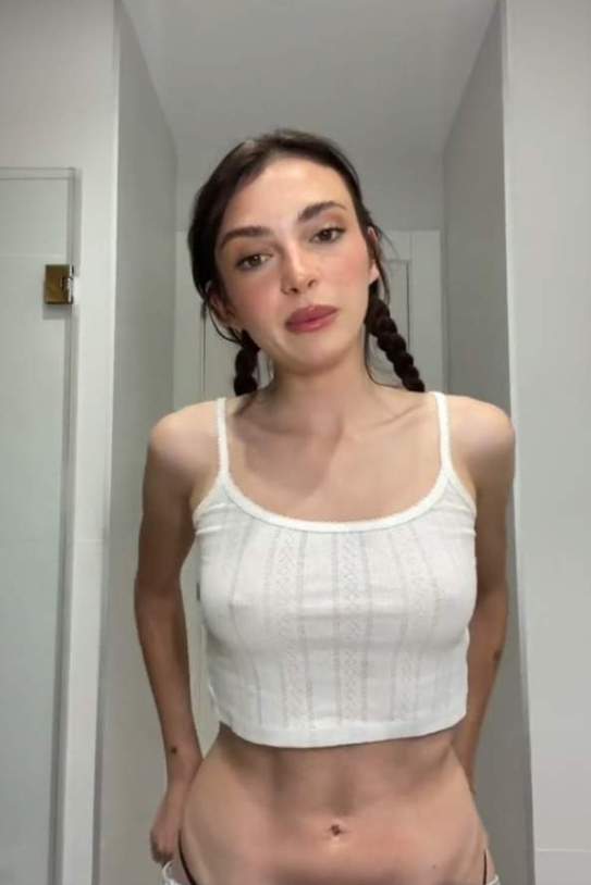 Stella Jou tik tok Stella Jou tik tok