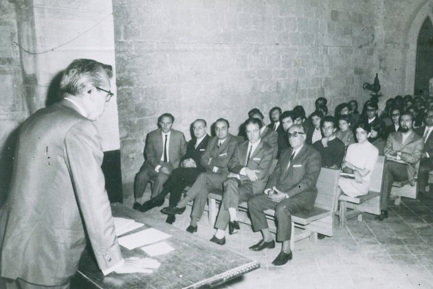 UAB 1968 inauguració de curs Monestir Sant Cugat