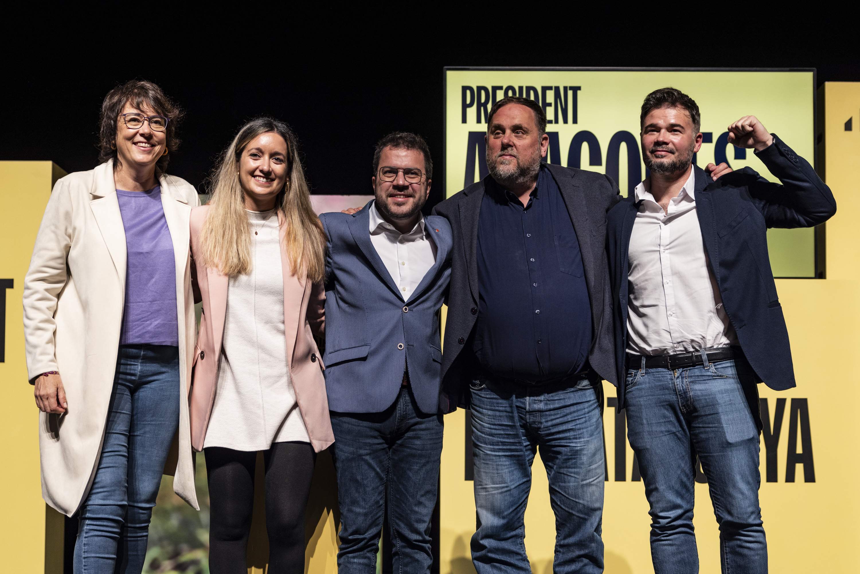 Elecciones Catalunya 2024 acto ERC Santa Coloma aragonés rufiàn junqueras diana / Foto: Carlos Baglietto