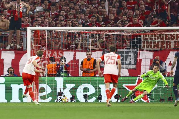 Kane gol penalti Bayern Real Madrid / Foto: EFE