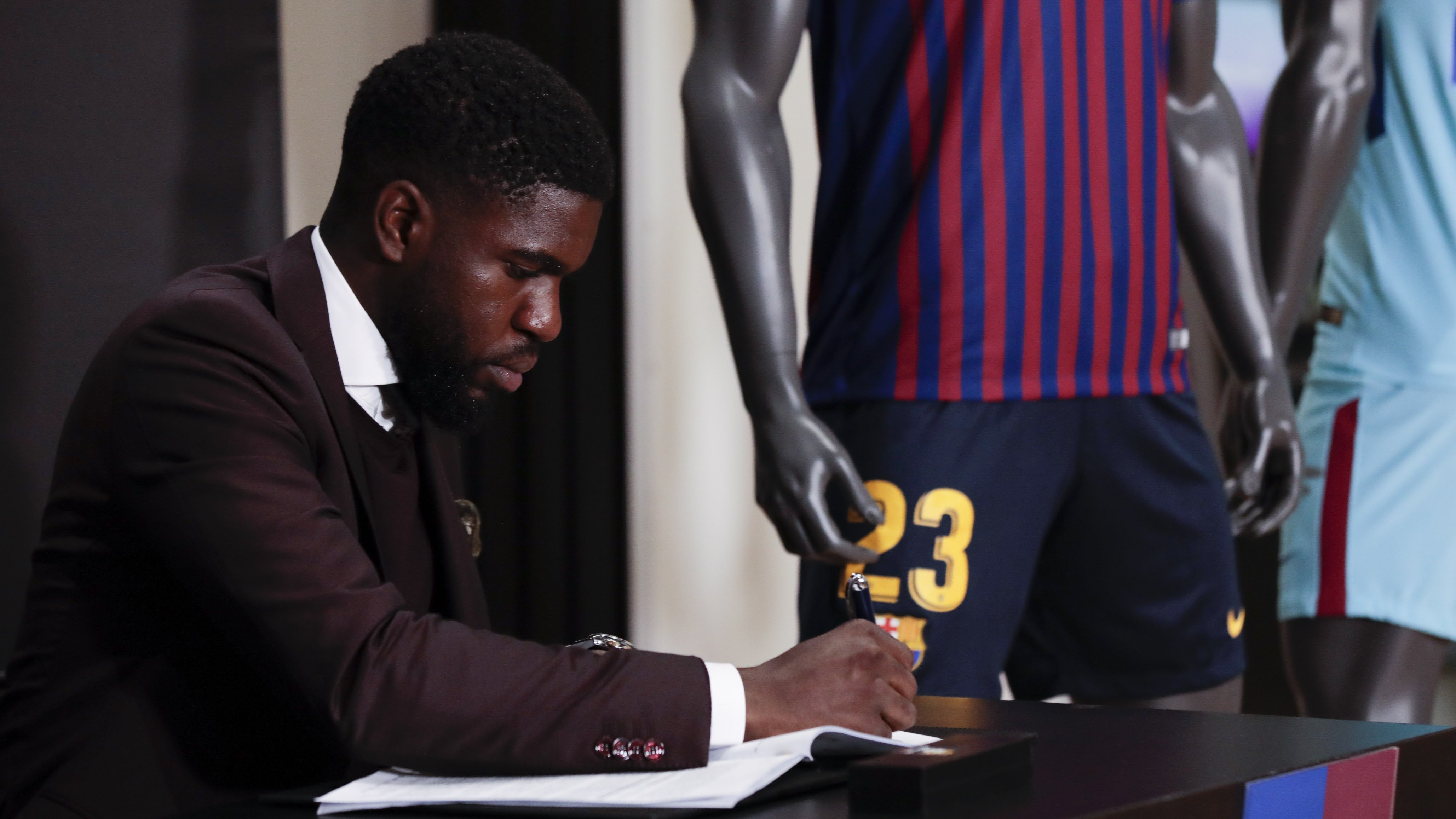 Blindatge a Umtiti: el futur de la defensa del Barça