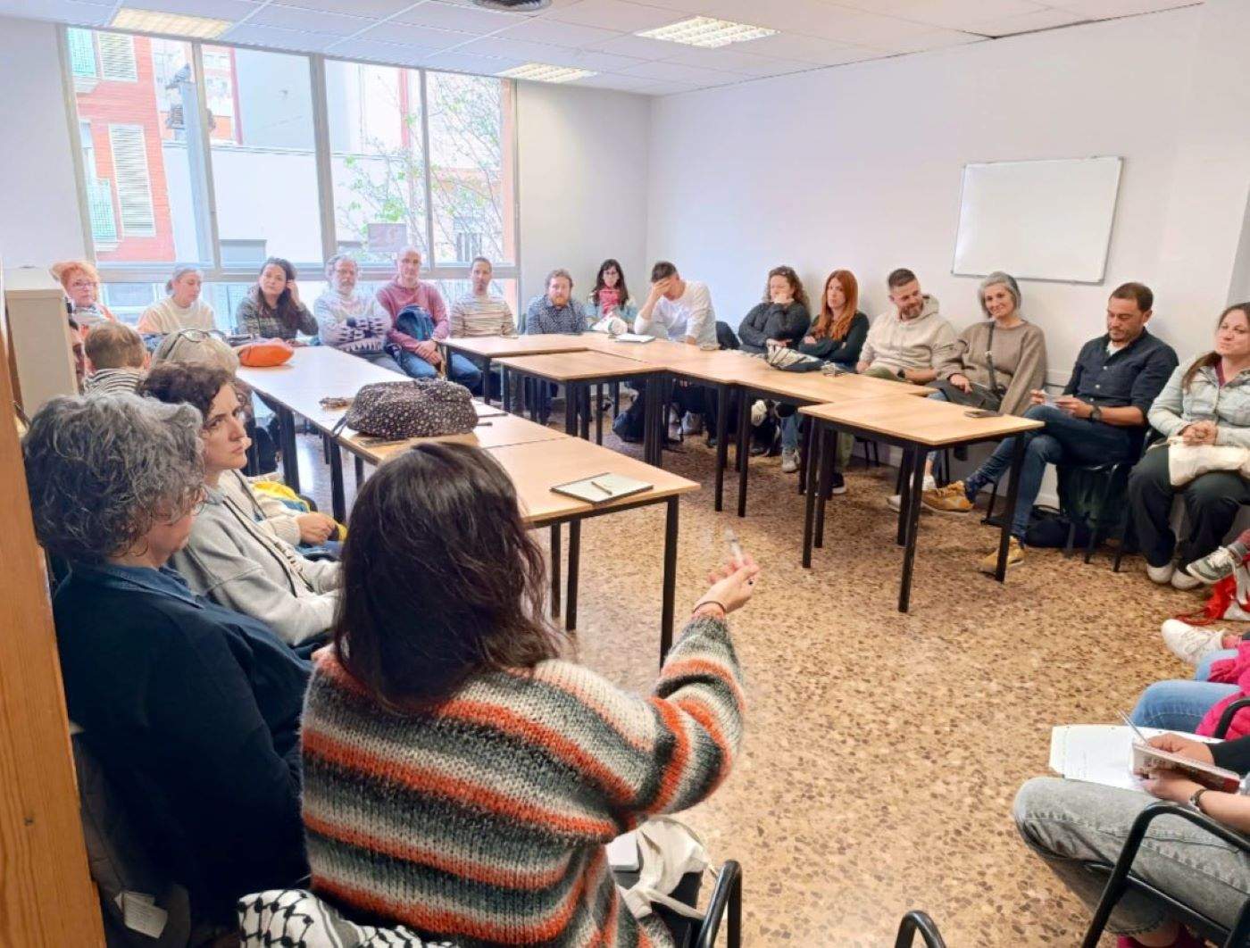 Professors de Sant Adrià del Besòs s'organitzen per dir prou a les agressions d'alumnes i pares