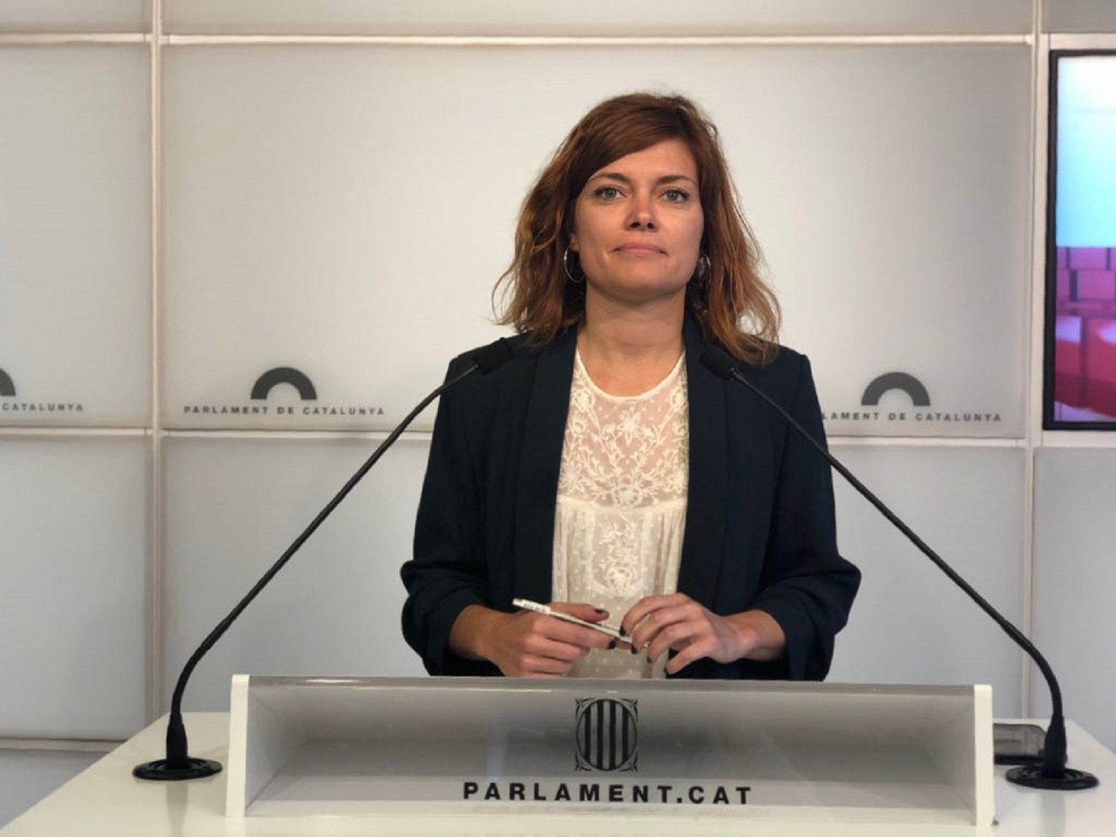 Els comuns insten Sánchez a retirar les acusacions penals contra independentistes