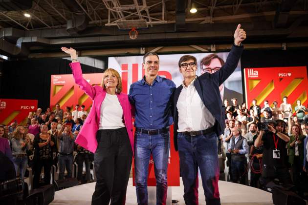 Lluisa Moret Pedro Sanchez Salvador Illa miting PSC Sant Boi / Montse Giralt Lluisa Moret Pedro Sanchez Salvador Illa miting PSC Sant Boi / Montse Giralt