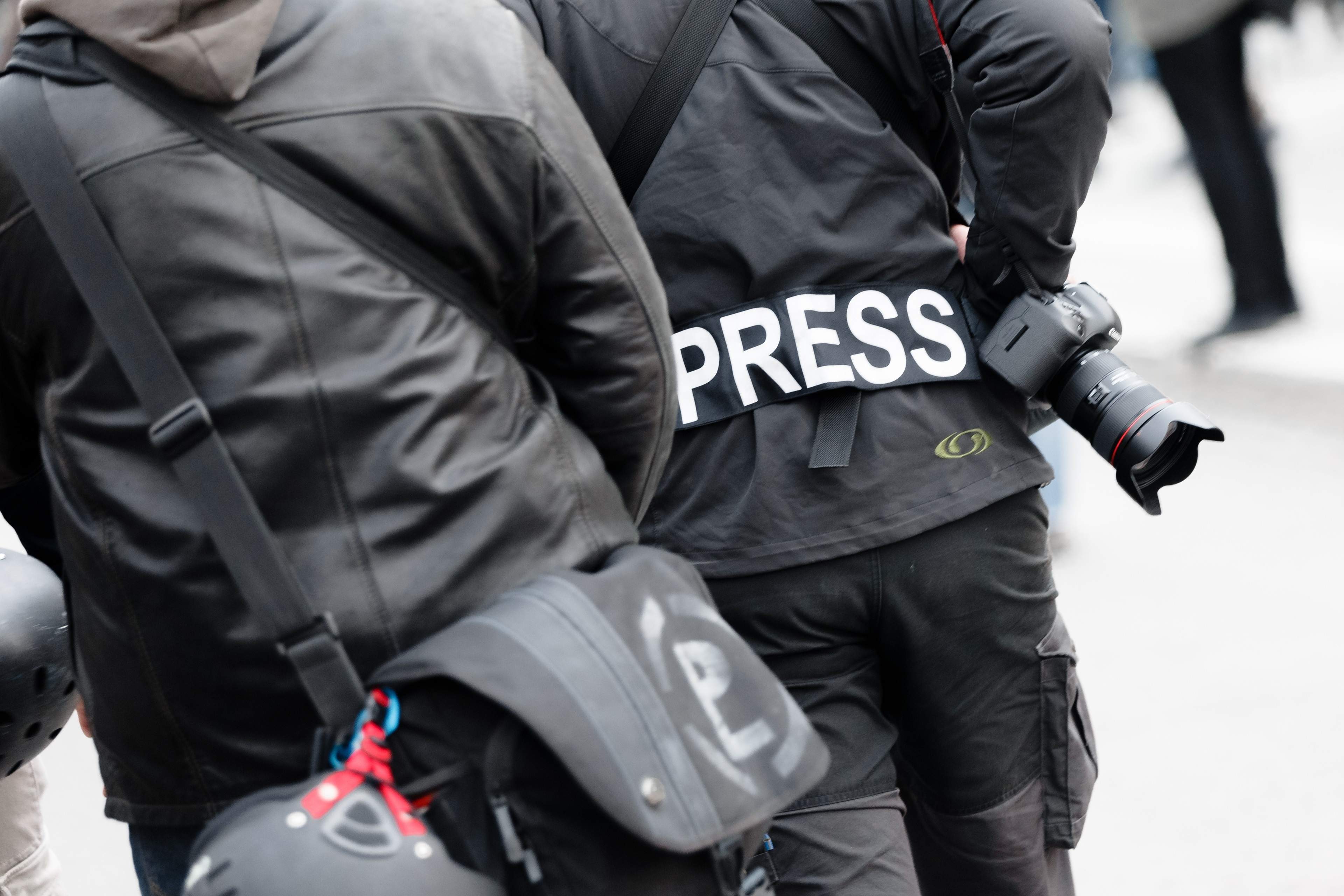 Alerta de Reporters sense Fronteres: els periodistes pateixen cada cop més pressions polítiques