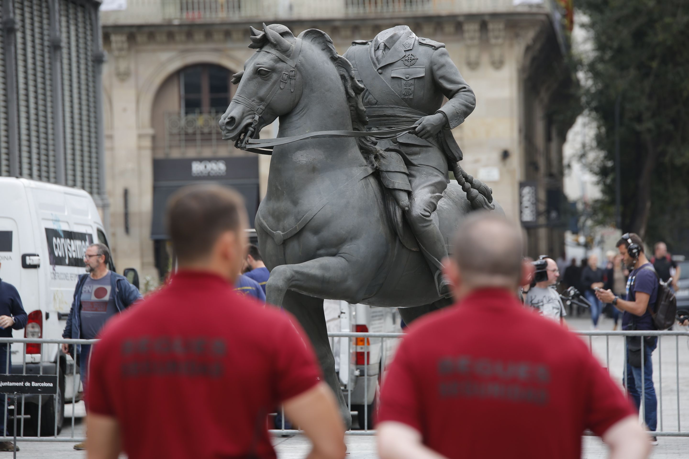 Enquesta: Què us sembla l'exposició de Franco al Born?