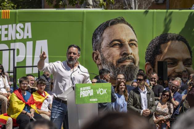 Acte Vox Cornellà Llobregat eleccions catalunya 2024 abascal, garriga / Foto: Carlos Baglietto Acte Vox Cornellà Llobregat eleccions catalunya 2024 abascal, garriga / Foto: Carlos Baglietto