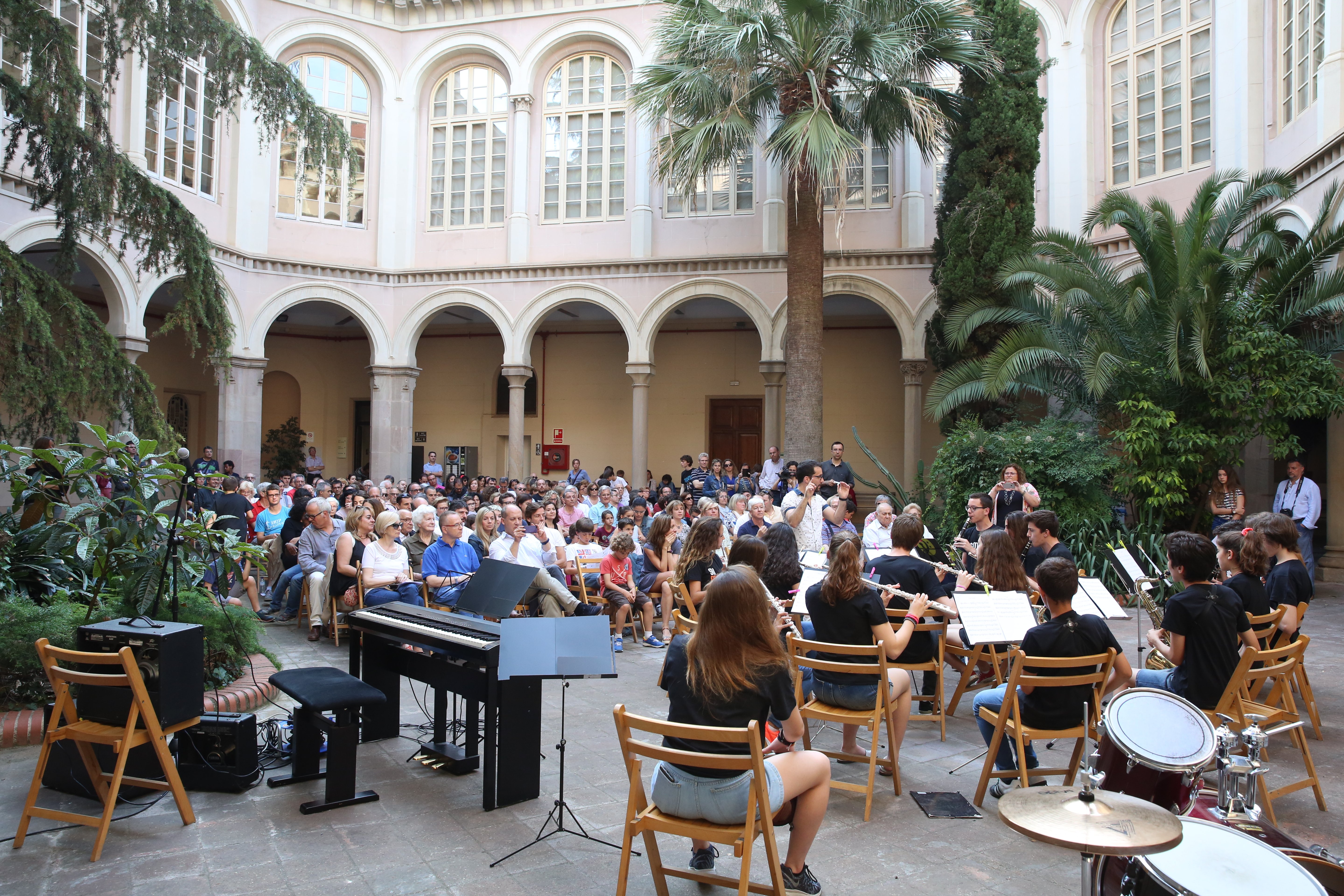 SIMFONIC: Aquest dissabte, cent concerts simultanis a Catalunya i Balears
