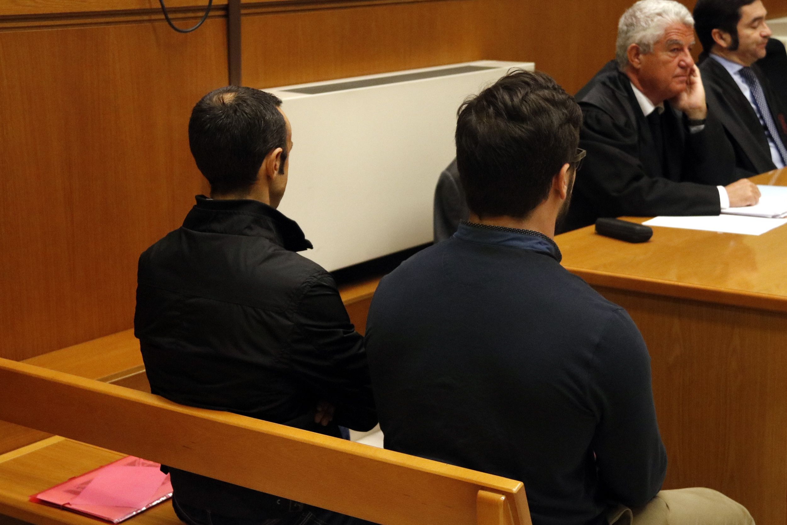 De nou "l'estratègia Quintana" en un judici contra dos antiavalots