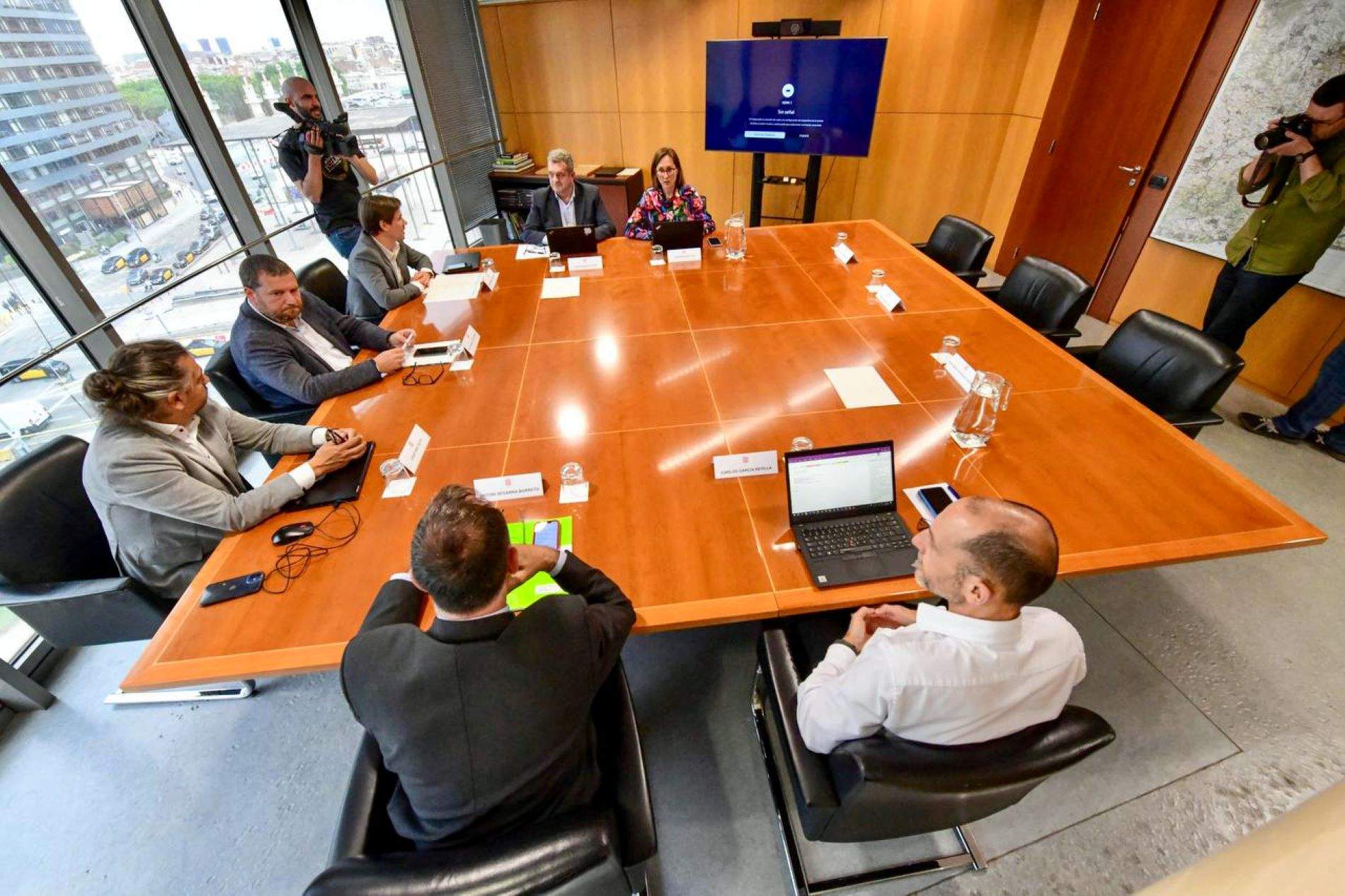 Ball de bastons entre el Govern i Renfe per una reunió sobre Rodalies