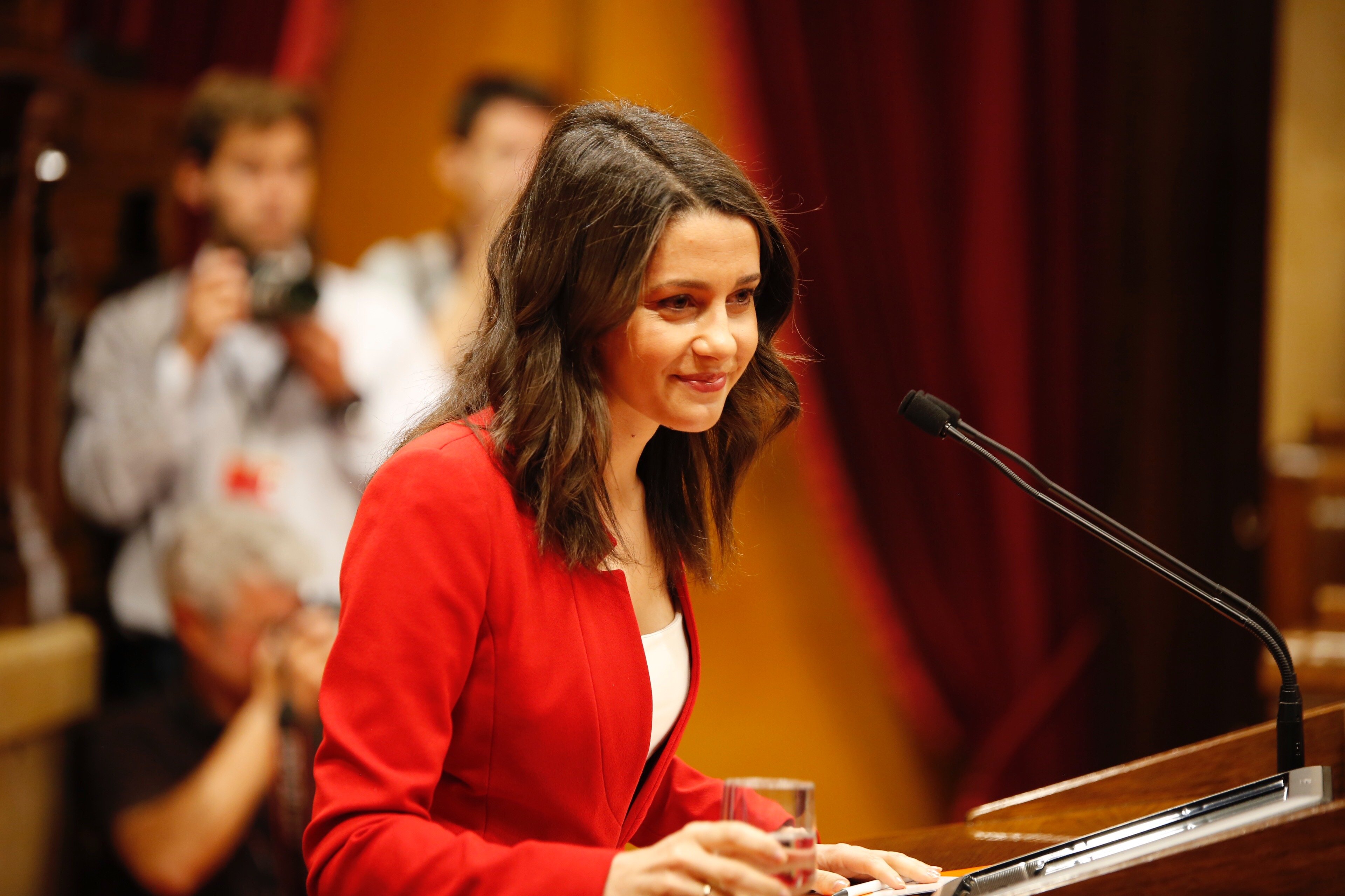 Arrimadas celebra que la CUP la señale como "responsable ideológica" de las agresiones