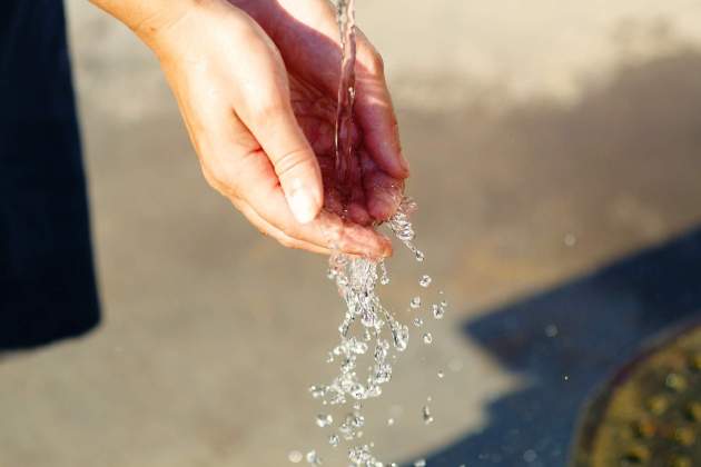 Beguda aigua freda i aigua calenta / Foto: Pixabay